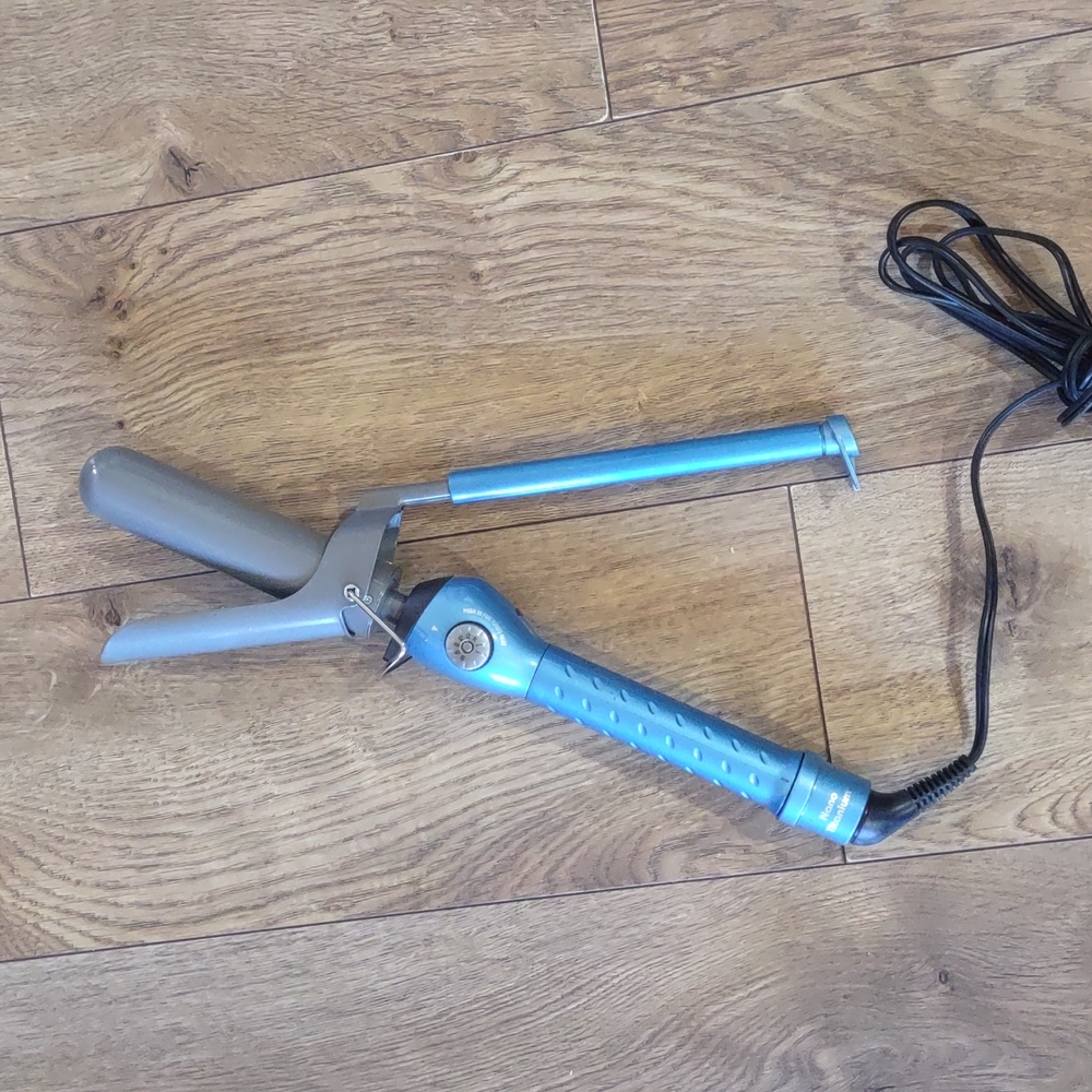 BABYLISS PRO @Nano Titanium curling iron